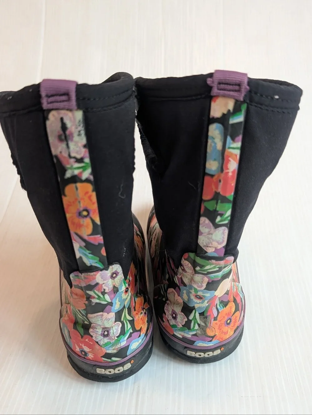 BOGS Kids Pansies Floral Waterproof Rain Boots - Size 1 Girls